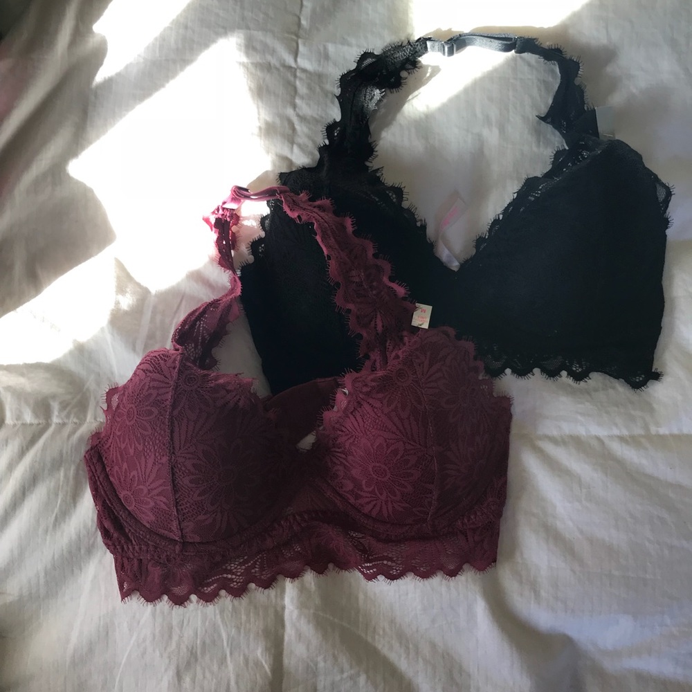 PINK Victoria’s Secret black lace bralette (NWT!!)